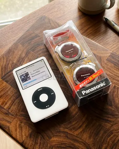 Apple Ipod classic 5.5 generation good condition
