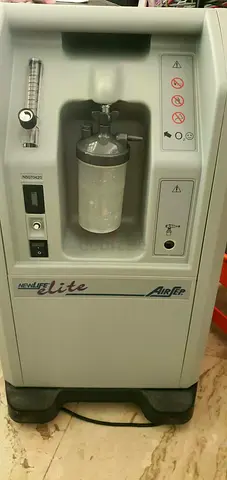NewLife Elite Oxygen Concentrator - Lightly Used, Working