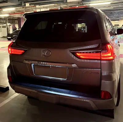 صورة 5 لـ 2018 Lexus LX-SERIES