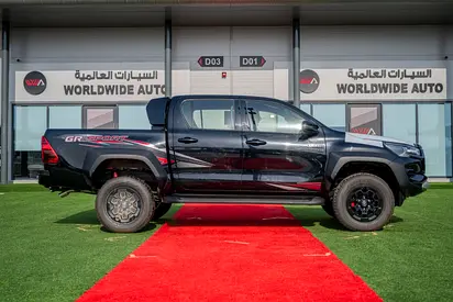 2026 Toyota HILUX 照片 2