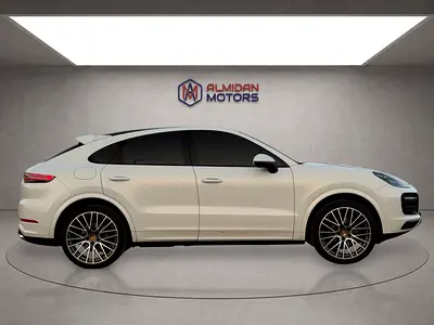 صورة 5 لـ 2022 Porsche CAYENNE