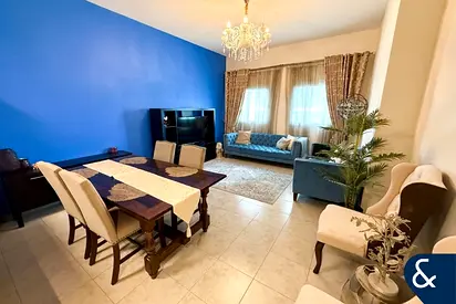 VOT | Private Balcony | Good Location | 2 Bed