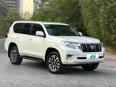 Pristine Toyota Prado GXR 2022 | GCC Specs | Low Mileage | Dealer Maintained
