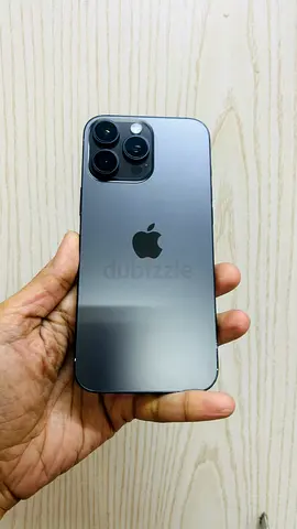 iPhone 16 Pro Max 256GB — Black Titanium
