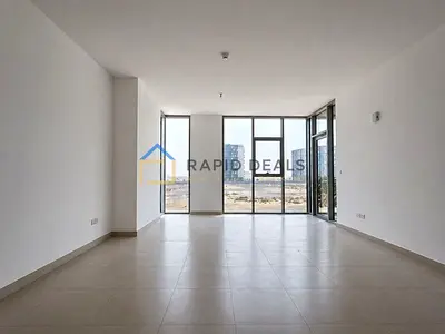 Elegant 3 Bedroom Apartment with Maids Room