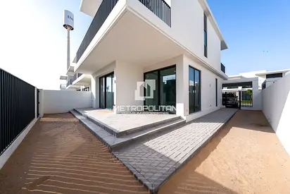 4Bedroom | Bigger Layout | Near Amenities