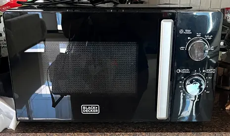 Black and decker 20 lits microwave oven