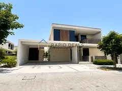 5BR+M Large Villa | Drivers Room | Facing the Park
