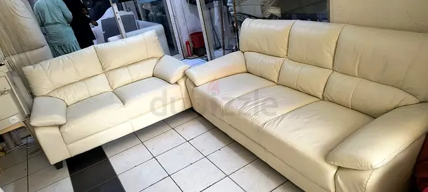 Cream leather 3-seater and 2-seater sofa set - good condition