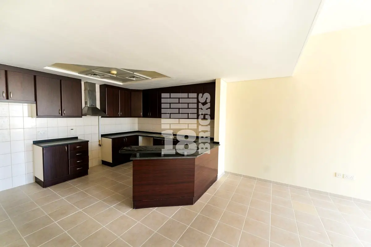 2BR + Store | Good ROI | Near Metro