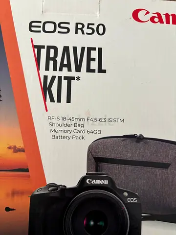 Canon EOS R50