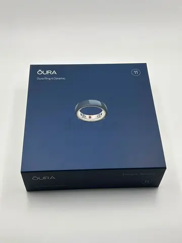 OURA Ring 4 Ceramic Midnight