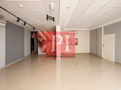 Prime Location/ High Footfall / Road-Facing/ Spacious Shop for Rent