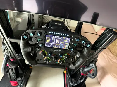 Moza R16 V2 Wheelbase & FSR v1 wheel