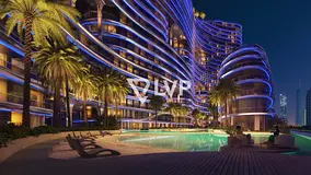 Prime Exposure | Main Road + Driveway & Arcade View
