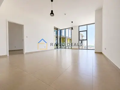 Bright and Spacious 2BR Apartment - Vacant Unit