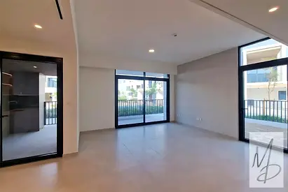 4BHK+MAID ROOM / UNFURNISHED / VACANT / LUXURY