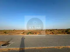 FREEHOLD AMAZING LAND WITH 4 SIDES ROADS AND 4 SIDES CORNERS 500000 SQ FT ON MAIN 2 WAY ROAD IN ARQO