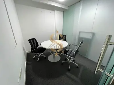 Chiller Free | Furnished | Corner Unit | 3 Partitions