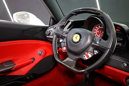 2017 Ferrari 488 — фото 4