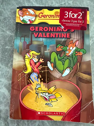 Geronimo Stilton: Geronimo Valentine (Scholastic) - Kids Paperback