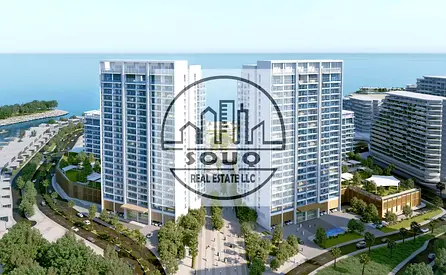 4 BR Penthouse with Water View in Mina Al Arab