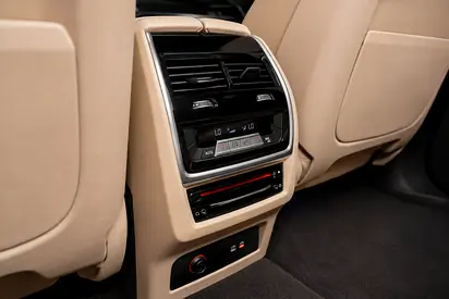 2019 BMW X7 — фото 16