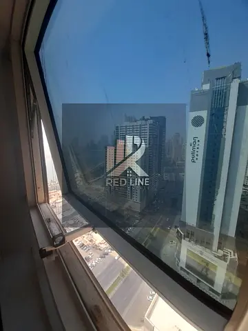 شقة مناسبة للعائلات والأفراد الباحثين عن الراحة والإطلالة والخدمات المتكاملة.