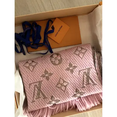 Louis Vuitton pink monogram wool scarf - NO inclusions!