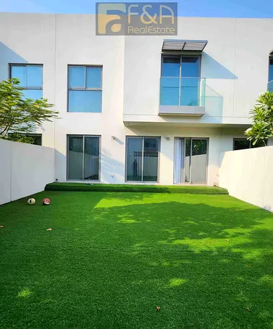 **Luxury 3-Bedroom Premium Townhouse for Rent!**