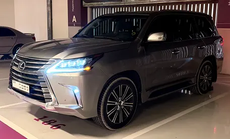 صورة 6 لـ 2018 Lexus LX-SERIES