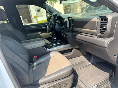 2023 Chevrolet SILVERADO 1500 照片 8