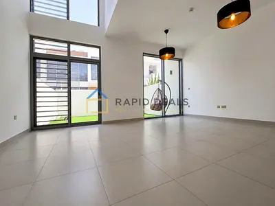 Duplex Layout | 2BR Townhouse with Store and Study