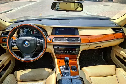 صورة مصغرة 9 لـ 2012 BMW 7-SERIES