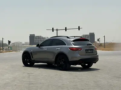 صورة 2 لـ 2014 Infiniti QX70