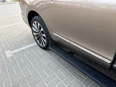 صورة 9 لـ 2019 Lincoln NAVIGATOR