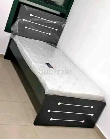Single Bed with Storage and New Mattress - Dark Wood
