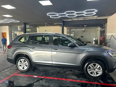 2022 Volkswagen Teramont 3.6 Trendline – Platinum Gray – Agency Maintained – Full Options