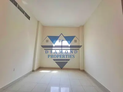 Hot offer..2bhk one washroom Cantral ac Cantral gas with balkany 28k ..30k in two washroom 2bhk
