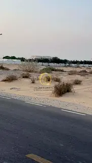 For sale: residential land in Sharjah, Al Houshi area, old plot. Area: 20,000 sq ft. Very excellent 