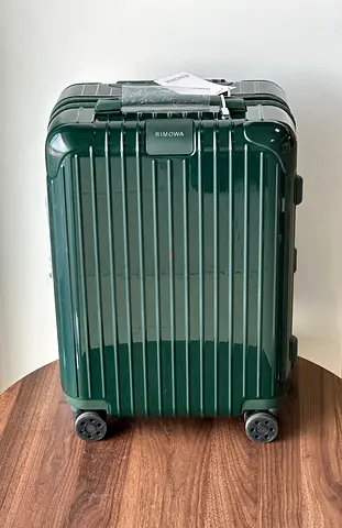 RIMOWA ESSENTIAL CABIN HARDSHELL SUITCASE
