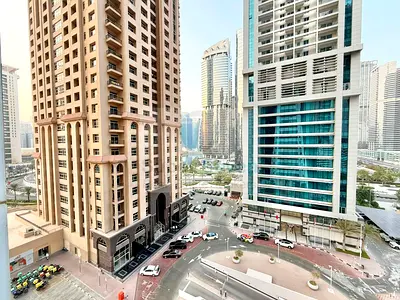 PARTIAL LAKE VIEW || GOOD LOCATION || NICE VIEW