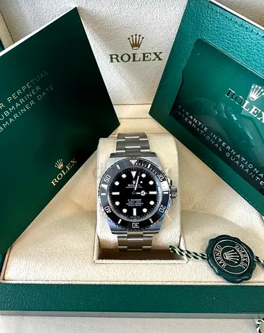 Rolex Submariner Men’s Watch 1:1 Clone With box and card black dial