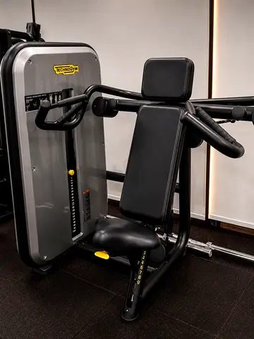 TechnoGym Element Shoulder Press