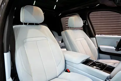 صورة 8 لـ 2020 ROLLS-ROYCE CULLINAN