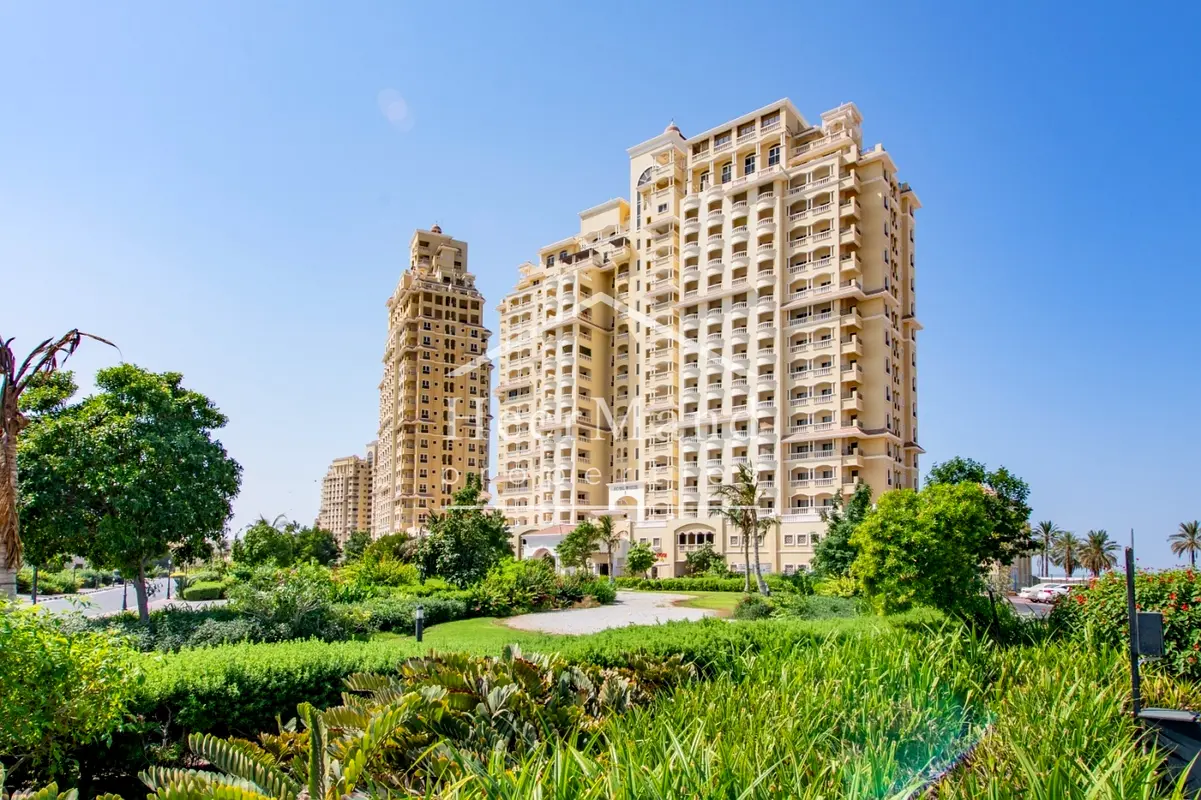 MONTHLY RENTAL-UPGRADED - FURNISHED - LAGOON VIEWS