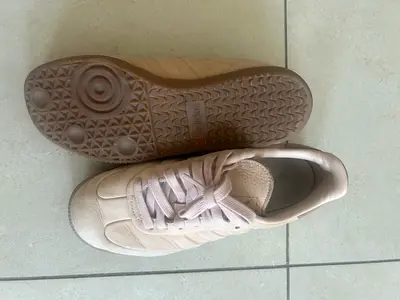 Light beige adidas casual sneakers, gently used, size uk 5