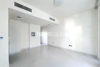 Spacious + Bright |Well-Kept| End Unit| Negotiable