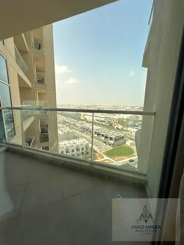 al furjan 2 bhk. excllent property very spacious layout