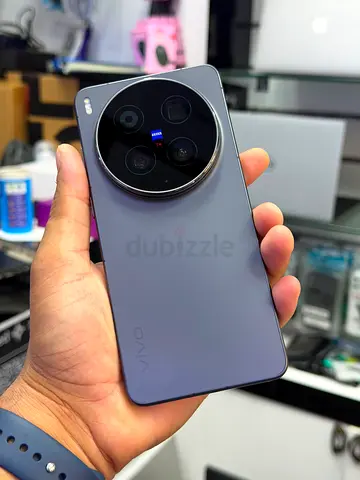 Vivo X100 Ultra Grey